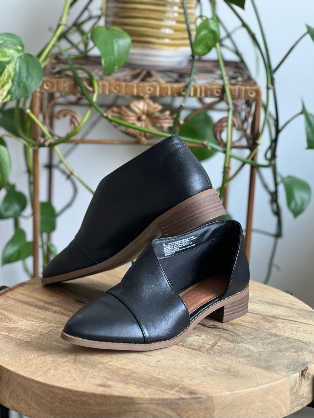 Black Side Cut Out Flats NWOT